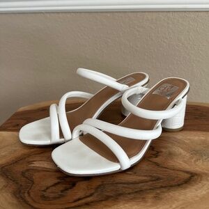 Dolce Vita white sandals. Size 6.5 sw